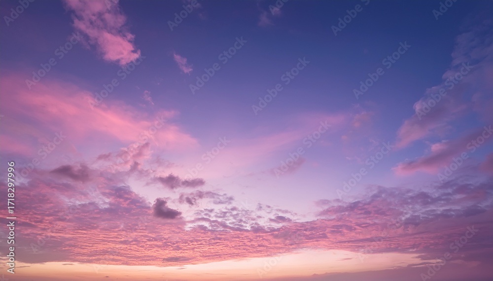 Fototapeta premium Sky Pink Sky Peaceful Nature Sunlight Background Pastel Color Pink And Purple Sky At Sunset