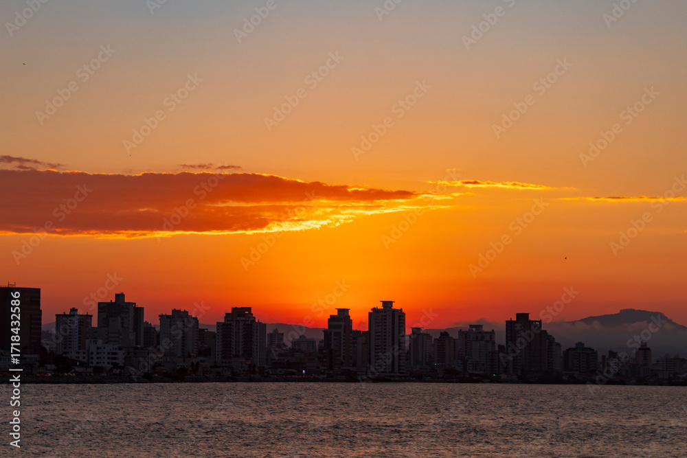 Obraz premium bairro estreito de Florianopolis no pôr-do-sol Florianópolis Santa Catarina Brasil