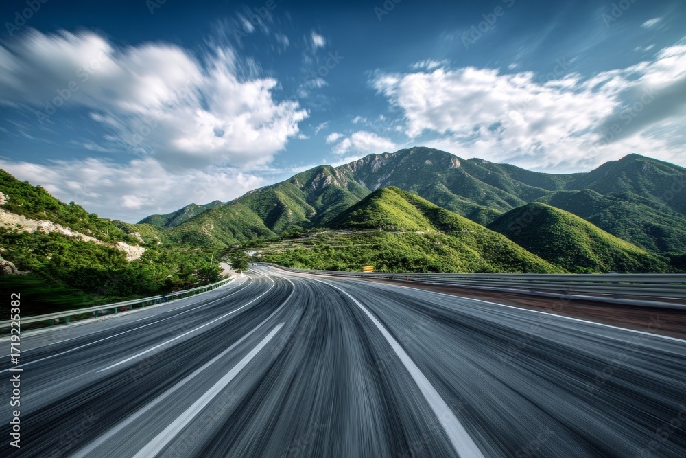 Naklejka premium road in mountains