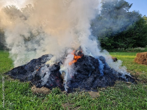 Brauchtumsfeuer