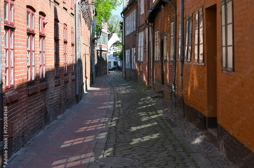 Fototapeta premium Medieval architecture in a beautiful German city - Luneburg