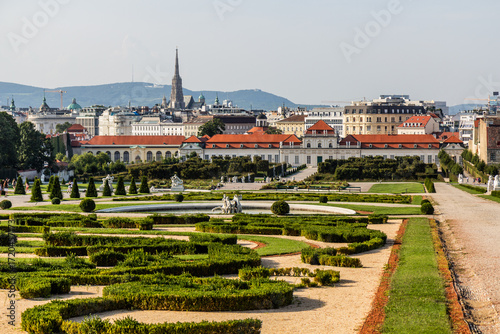Obraz na płótnie Belvedere palace garden in Vienna, Austria
