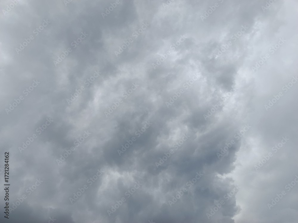 Fototapeta premium Dark Storm Clouds Covering the Entire Overcast Sky