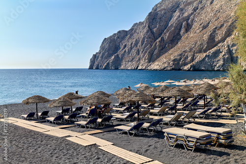 Εκτύπωση καμβά Santorini Greece. Kamari. Black Sand Beach