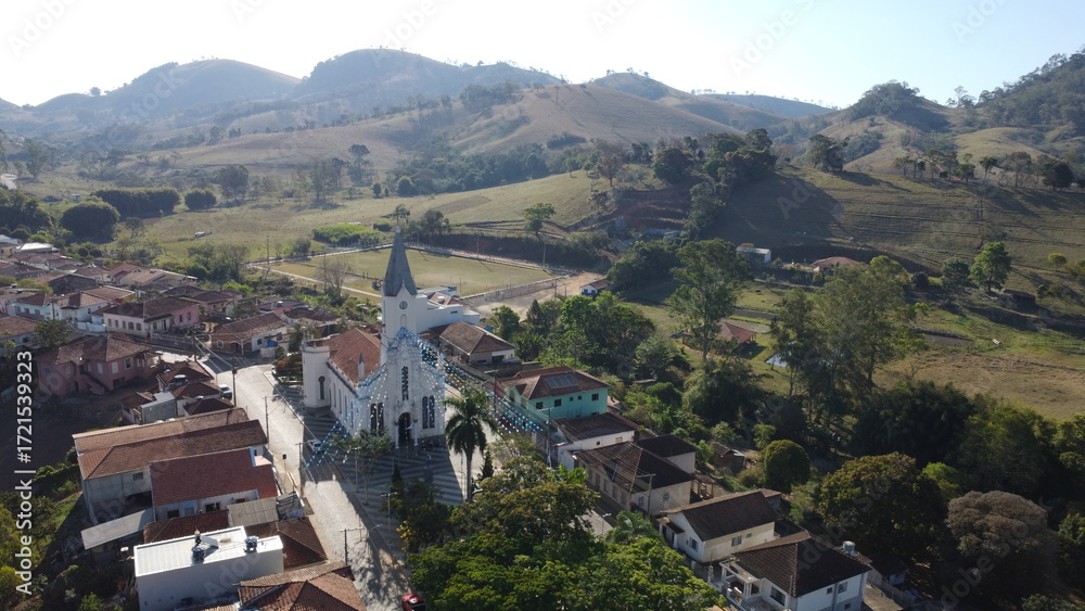 Naklejka premium drone photo, caminho da fé, sao paulo, minas gerais, aparecida do norte, aparecida, campos do jordão, 