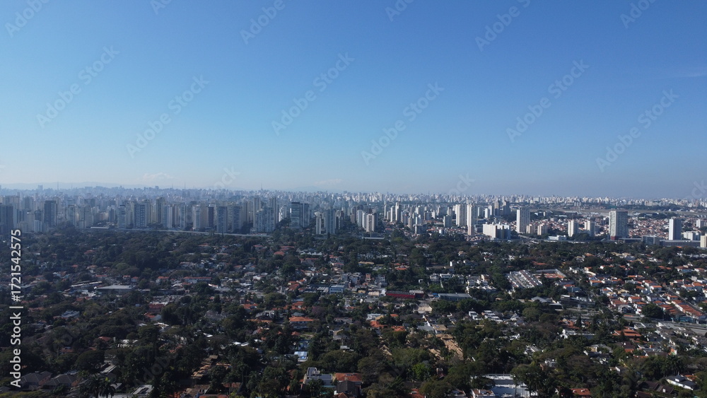 Fototapeta premium drone photo, caminho da fé, sao paulo, minas gerais, aparecida do norte, aparecida, campos do jordão, 