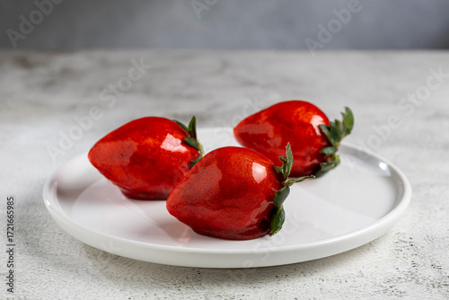 Strawberry of Love. Dessert made with strawberrie, white brigadeiro, and crunchy caramel.