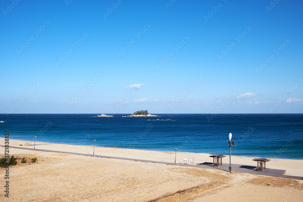 Fototapeta premium Blue Sea Sky And Beach Coastal Seascape View