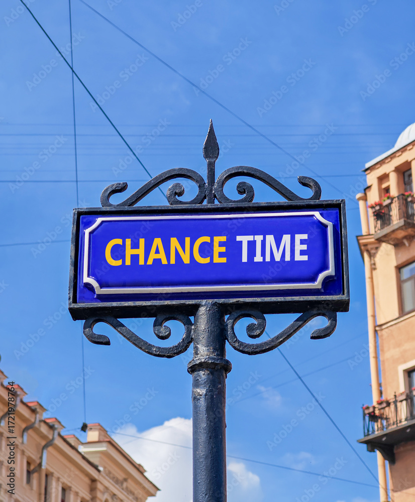 Obraz premium Chance time symbol. Concept word Chance time on beautiful blue road sign. Beautiful blue sky and buildings background. Business chance time concept. Copy space.