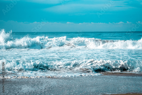 Paisaje. Olas de mar agitadas.
