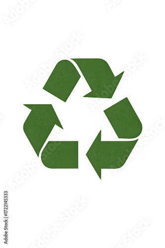 green recycling sign with three arrows