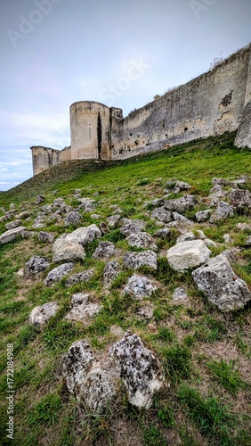 COUCY-LE-CHATEAU-AUFFRIQUE (Aisne)