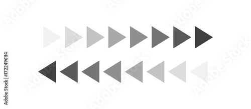 三角形の並んだデザイン矢印