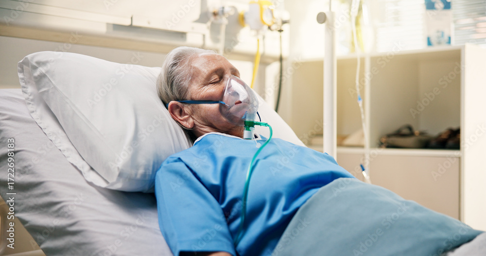 Obraz premium Oxygen mask, illness and old woman in hospital bed, healthcare and breathing support. Pensioner, elderly patient and person in clinic, ventilation or surgery recovery with medical help, lungs or rest