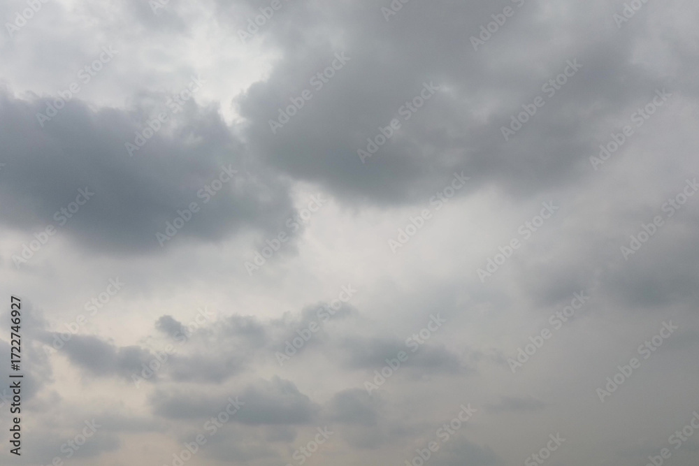 Obraz premium Aerial scene with thick white clouds