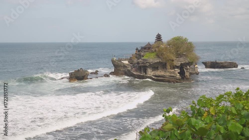 Awesome view of Pura Tanah Lot in Bali, Indonesia