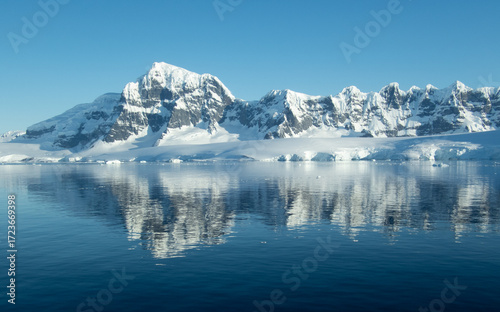 Wallpaper Mural Antarctica mountain with snow Torontodigital.ca