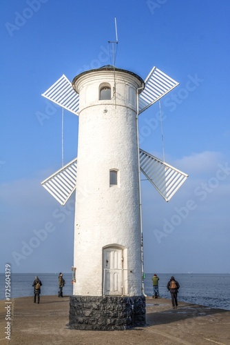 Wallpaper Mural swinemünde, polen - wahrzeichen der mühlenbake an der westmole Torontodigital.ca