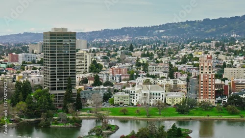 Wallpaper Mural Scenic view of lake merritt and the oakland cityscape on a cloudy day Torontodigital.ca