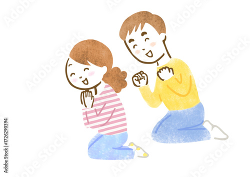 何かを見て喜んだり応援している男女の手描きイラスト（座位）