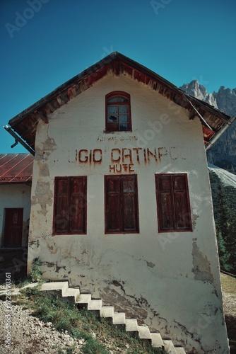 Refugio de montaña abandonado