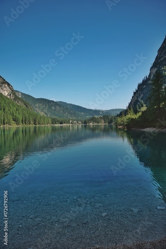 Lago alpino