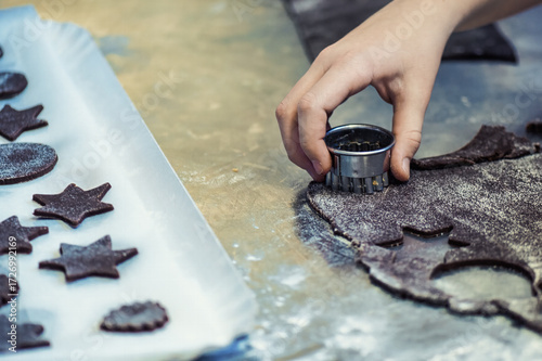 Mold for the preparation of biscuit