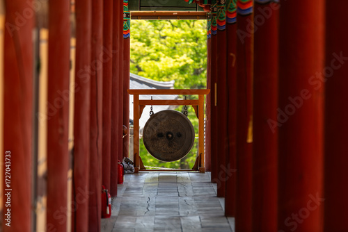 corridor, and a Korean gong called jing at the Buddhist temple building