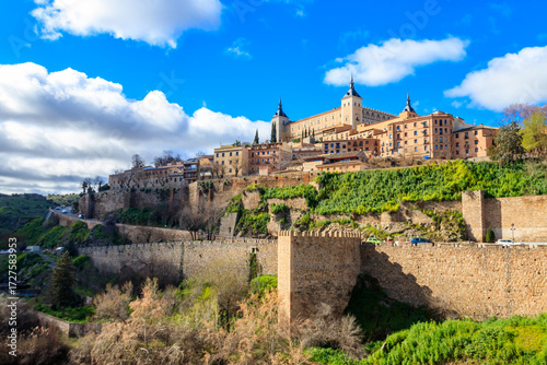 Bild auf Leinwand View in the old city of Toledo, Spain