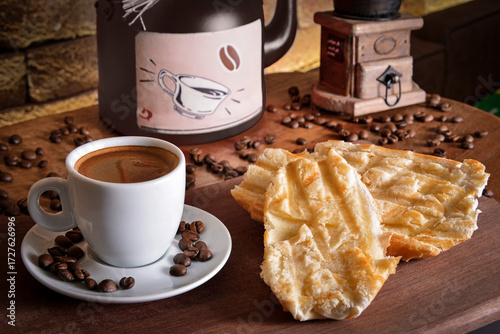Café Expresso com pão na chapa