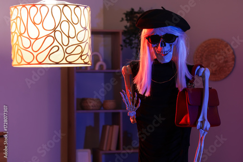 Human skeleton model dresse...