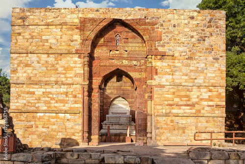 Canvas Print Tomb of iltutmish