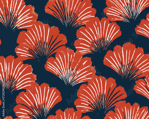 鮮やかな扇形の植物模様が紺色の背景にリズミカルに配置された、エキゾチックでモダンなテキスタイルデザイン。