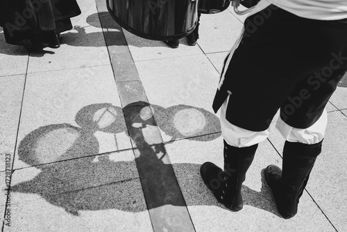 Galician musicians and shadows