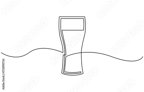 Continuous one line drawing of beer glass.