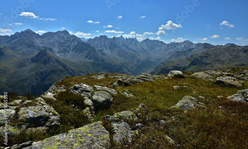 Matschuner Gratweg; Montafon; Vorarlberg; Österreich; Blick ins Garneratal; Silvretta;