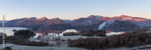 Fotografia View from Castle Head near Keswick looking over Derwent Water during a frosted m