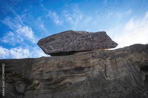 Large granite slab position...
