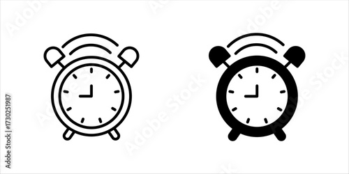 Fire alarm line icon, intruder alarm and security, vector graphics, a linear pattern on a white background, eps 10.

