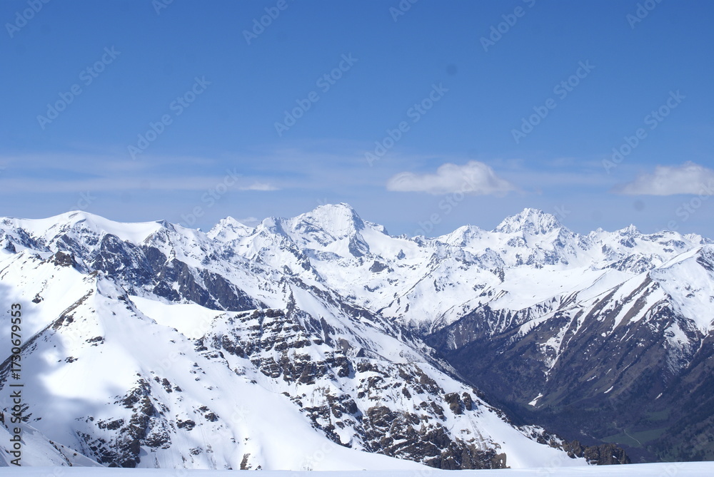 Fototapeta premium snow covered mountains