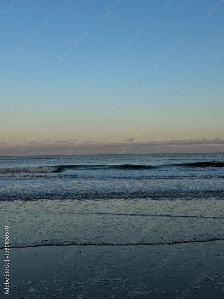 Obraz premium sunset on the beach