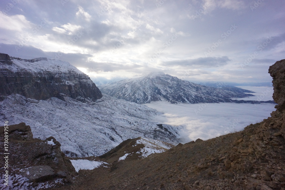 Obraz premium Snowy Peaks of Shahdag Mountains, Azerbaijan