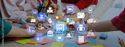 Foto Concept of smart shelves revolutionizes loEnticeics management