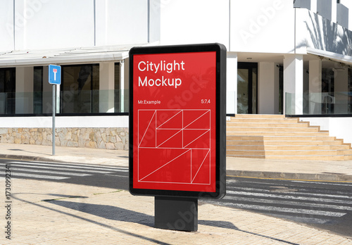 Single Citylight Mockup
