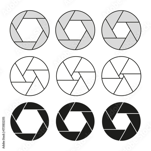 Shutter aperture icon. Camera lens symbol. Photo diaphragm illustration. Vector circular graphic.