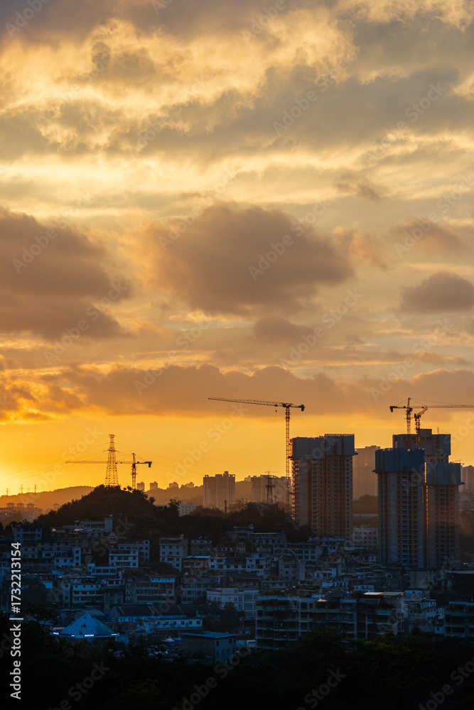 Fototapeta premium sunset over the city