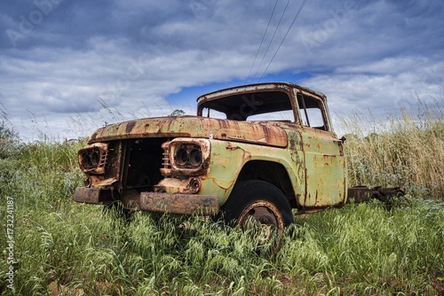 Ford F-100, Series III, year of manufacture 1958, old flatbed truck, pick-up, classic car wreck, Mullewa, Western Australia, Australia