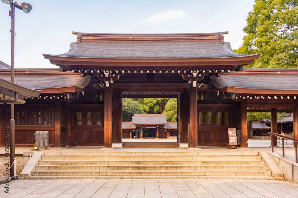 Naklejka premium Meiji Shinto shrine in Shibuya, Tokyo