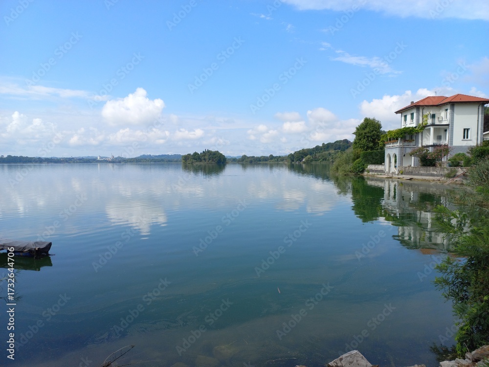 Obraz premium Pusiano