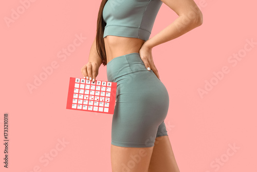 Sporty young woman with men...